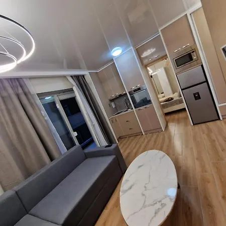 Apartament Jimmy 아파트 Năvodari